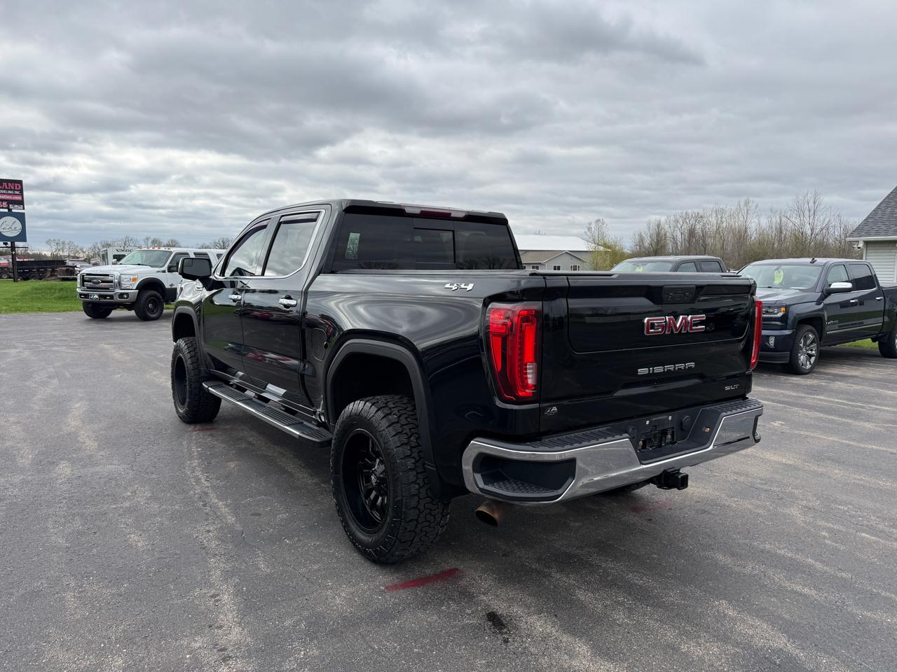 GMC Sierra 1500 4WD Crew Cab 147" SLT 2019