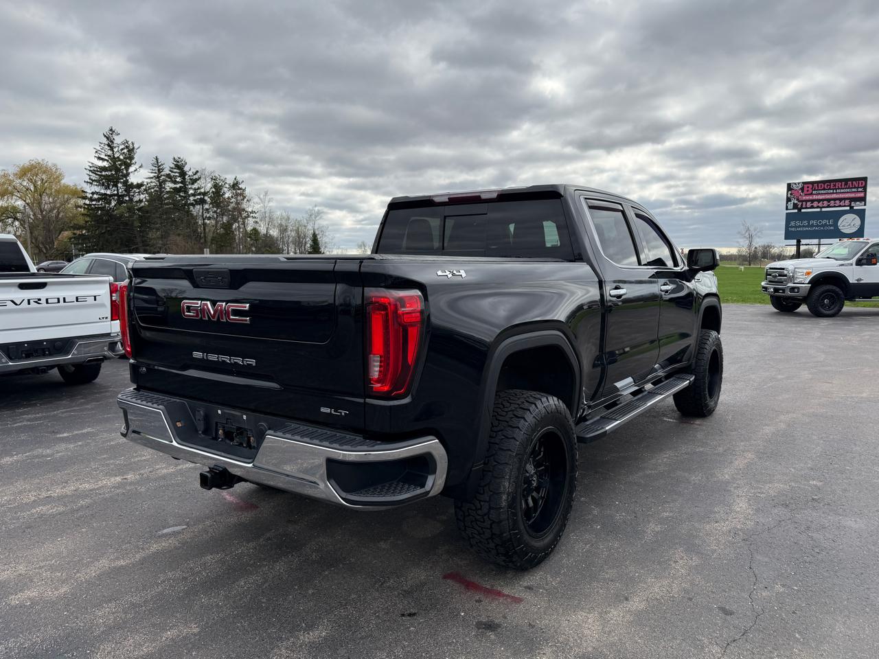 GMC Sierra 1500 4WD Crew Cab 147" SLT 2019