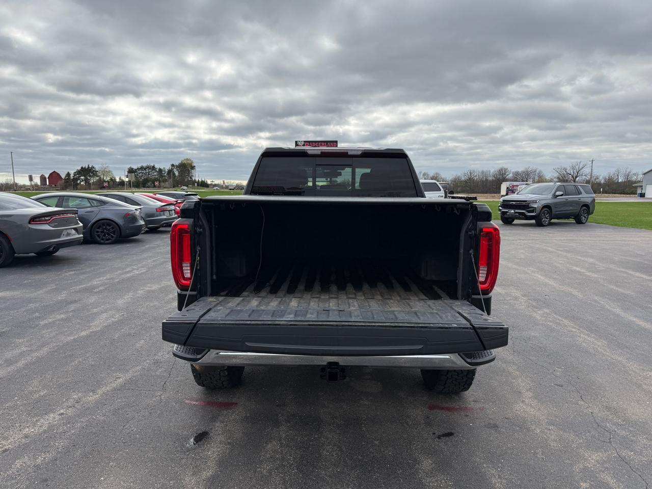 GMC Sierra 1500 4WD Crew Cab 147" SLT 2019
