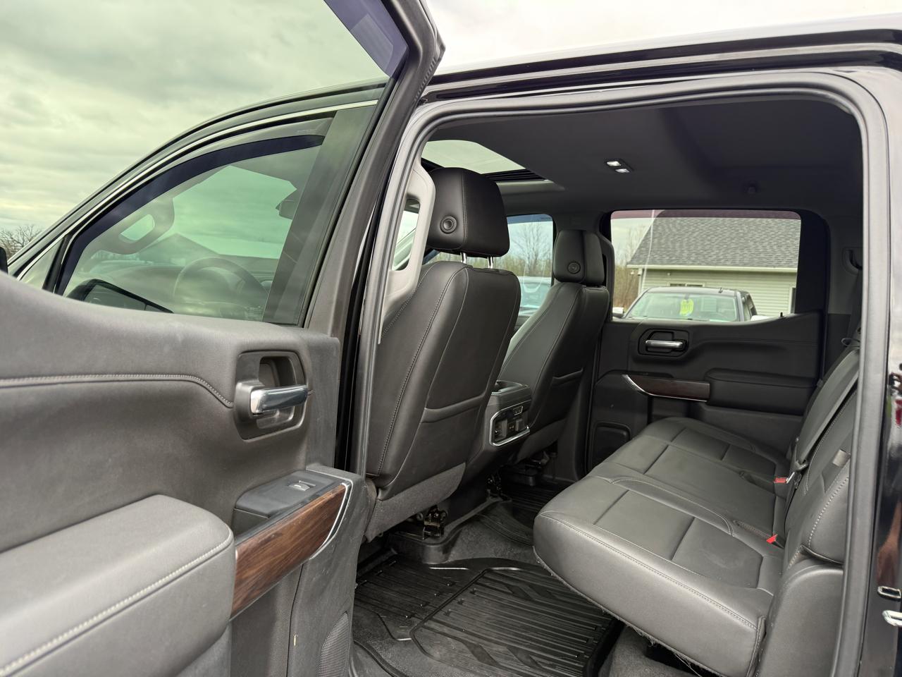 GMC Sierra 1500 4WD Crew Cab 147" SLT 2019