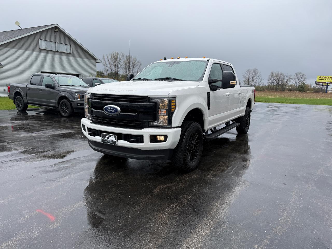 Ford Super Duty F-250 SRW Lariat 4WD Crew Cab 6.75' Box 2019