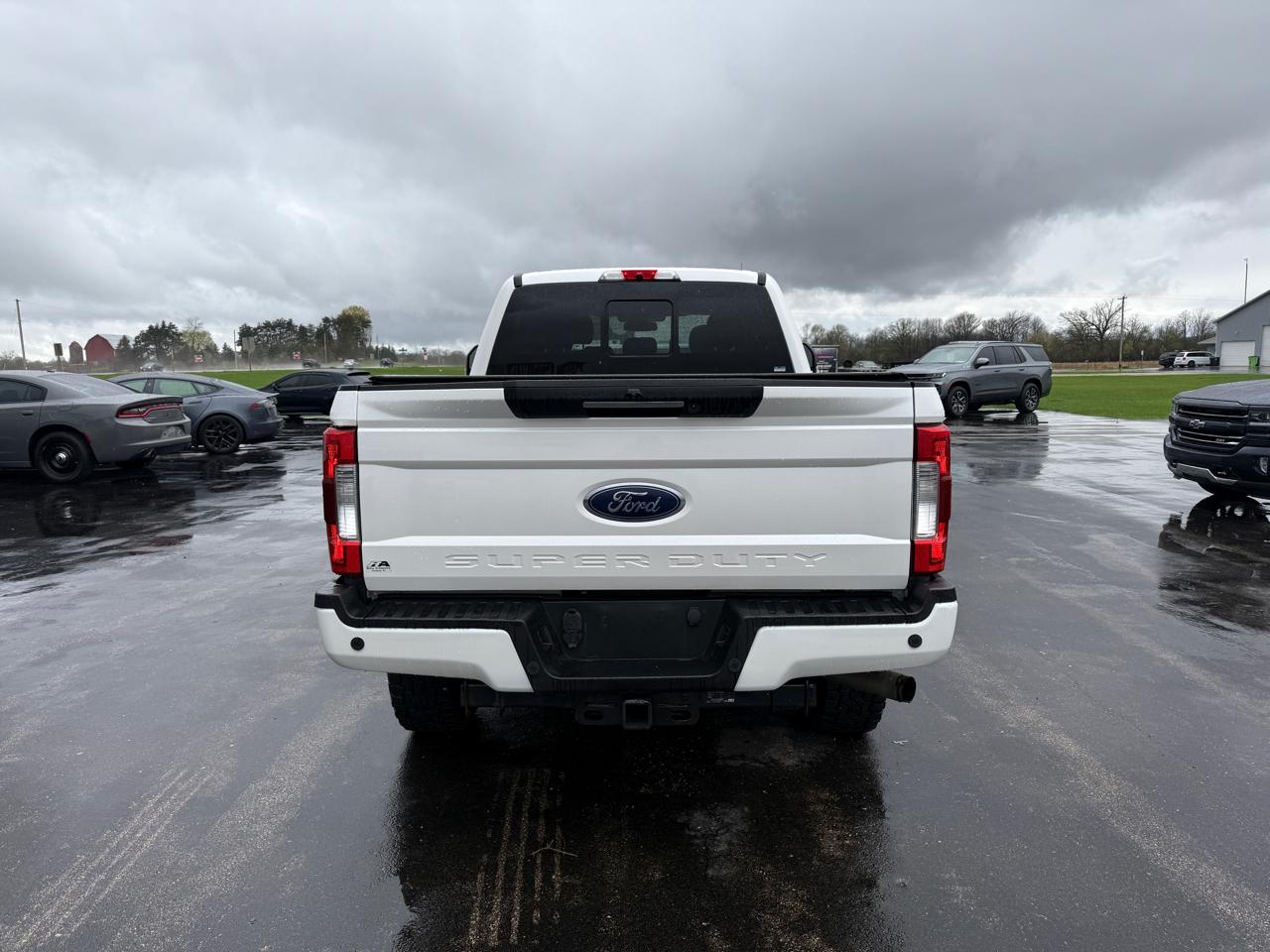 Ford Super Duty F-250 SRW Lariat 4WD Crew Cab 6.75' Box 2019
