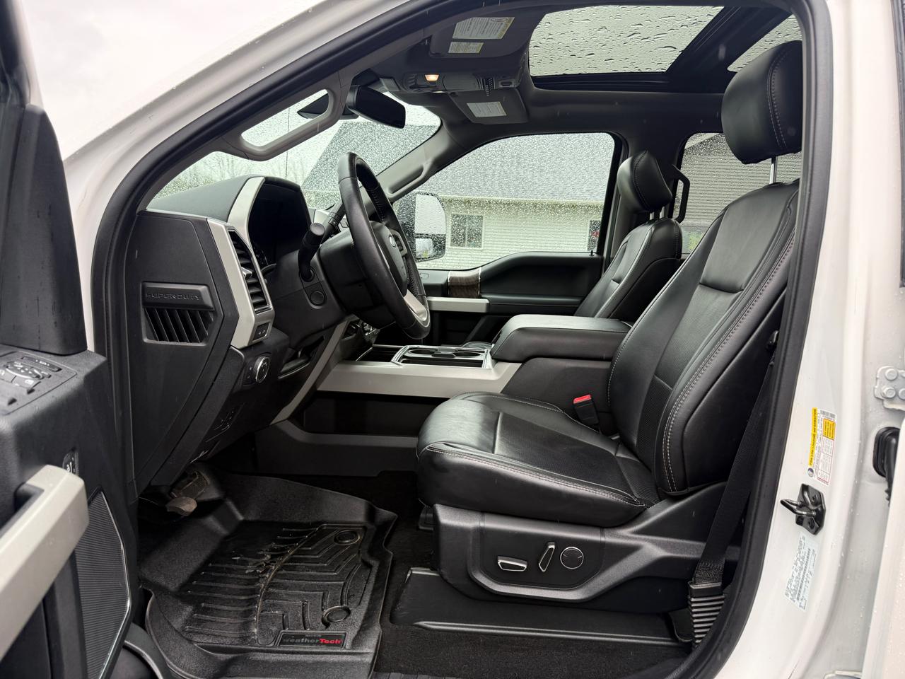 Ford Super Duty F-250 SRW Lariat 4WD Crew Cab 6.75' Box 2019
