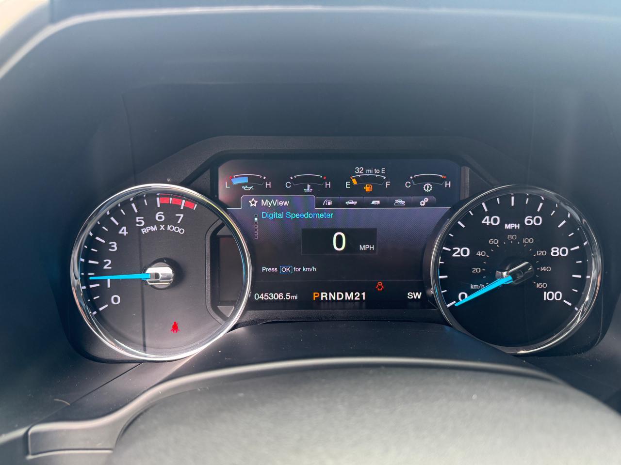 Ford Super Duty F-250 SRW Lariat 4WD Crew Cab 6.75' Box 2019