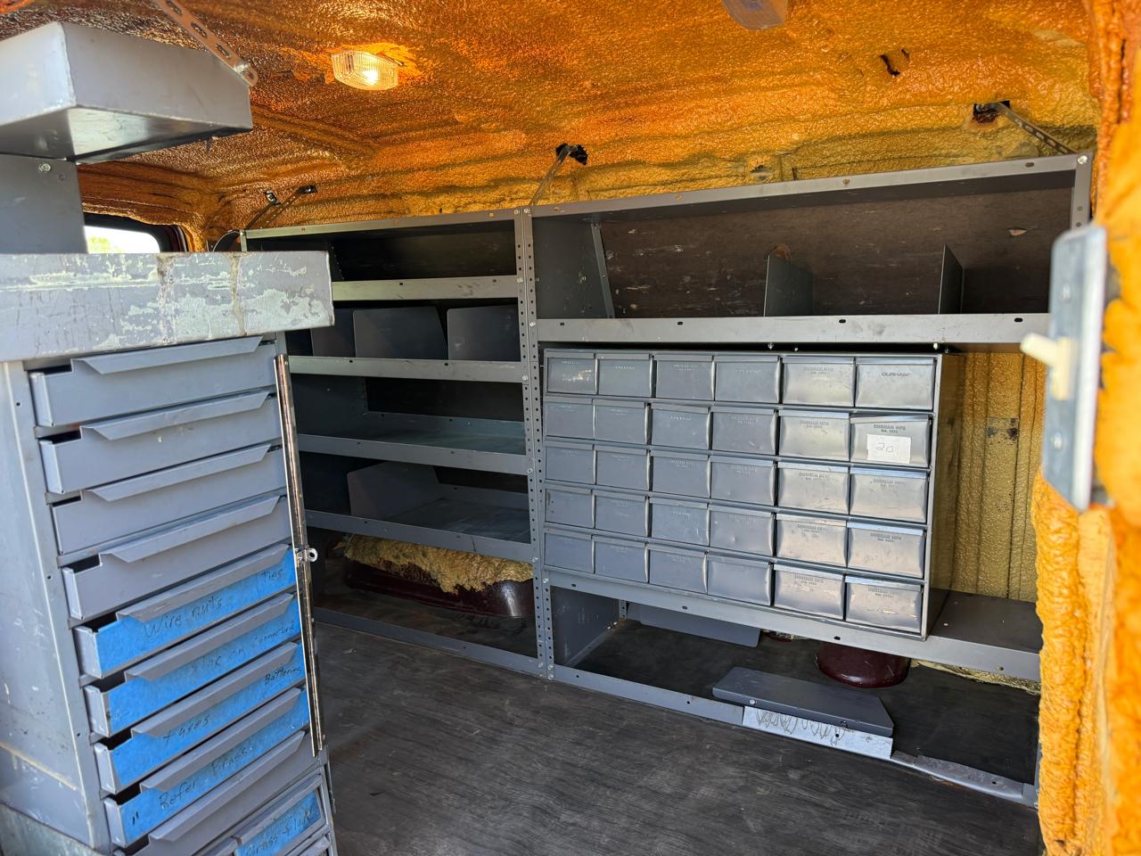Chevrolet Express Cargo Van RWD 3500 135" 2018