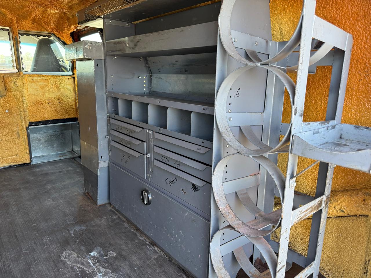 Chevrolet Express Cargo Van RWD 3500 135" 2018