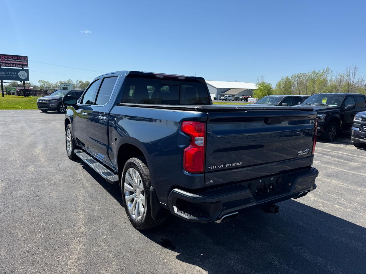 Chevrolet Silverado 1500 4WD Crew Cab 147" High Country 2019