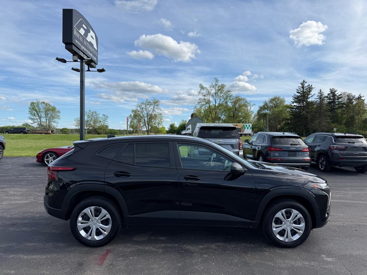 Chevrolet Trax FWD 4dr LS 2025