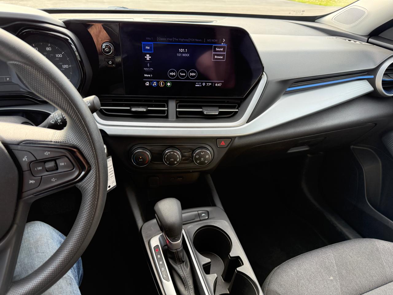 Chevrolet Trax FWD 4dr LS 2025