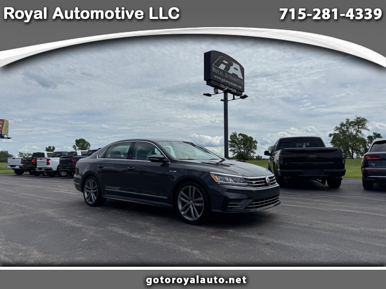 2017 Volkswagen Passat R-Line w/Comfort Pkg Auto