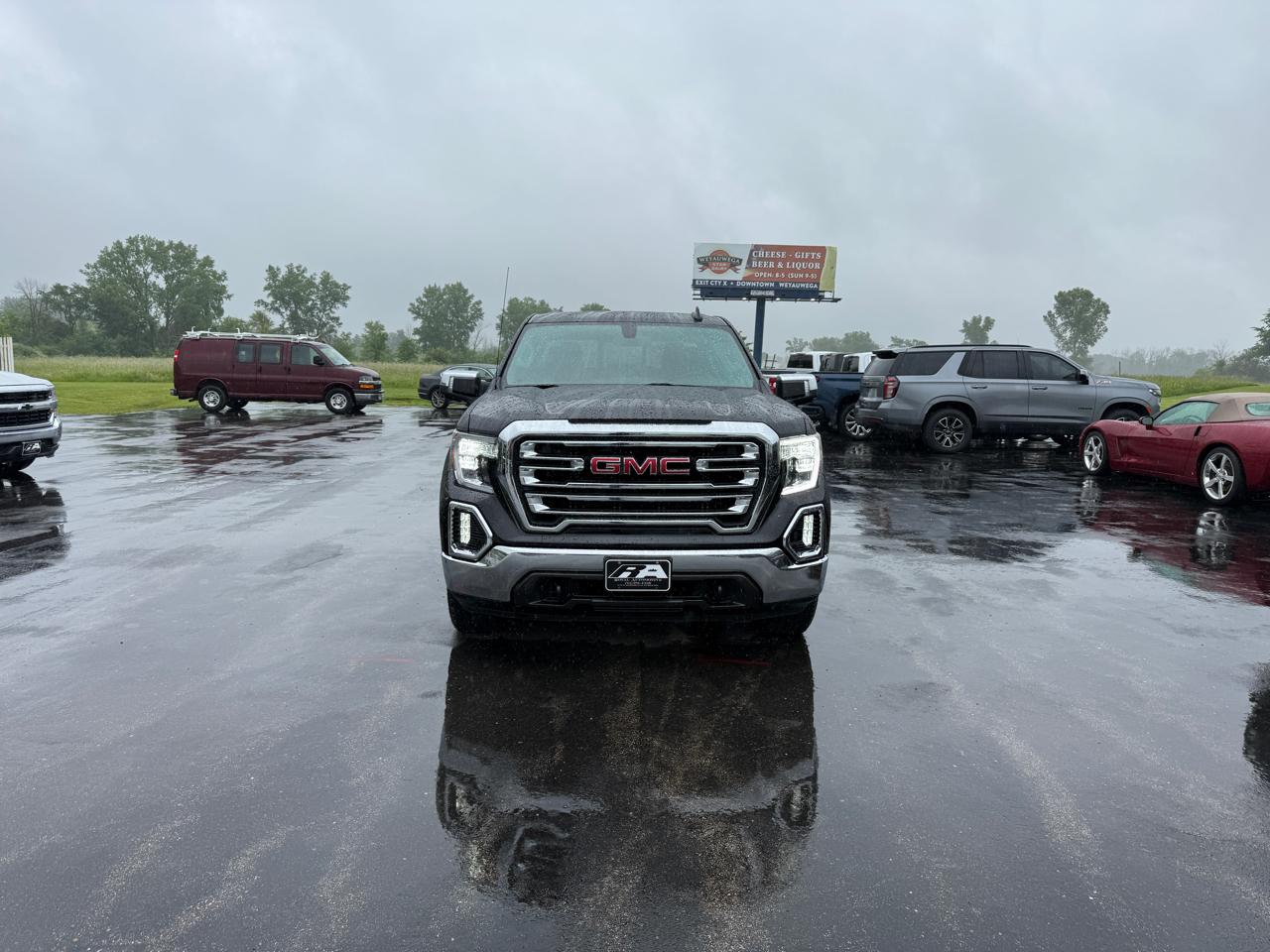 GMC Sierra 1500 4WD Crew Cab 147" SLT 2021