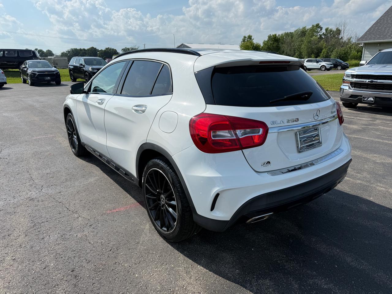 Mercedes-Benz GLA GLA 250 4MATIC SUV 2018