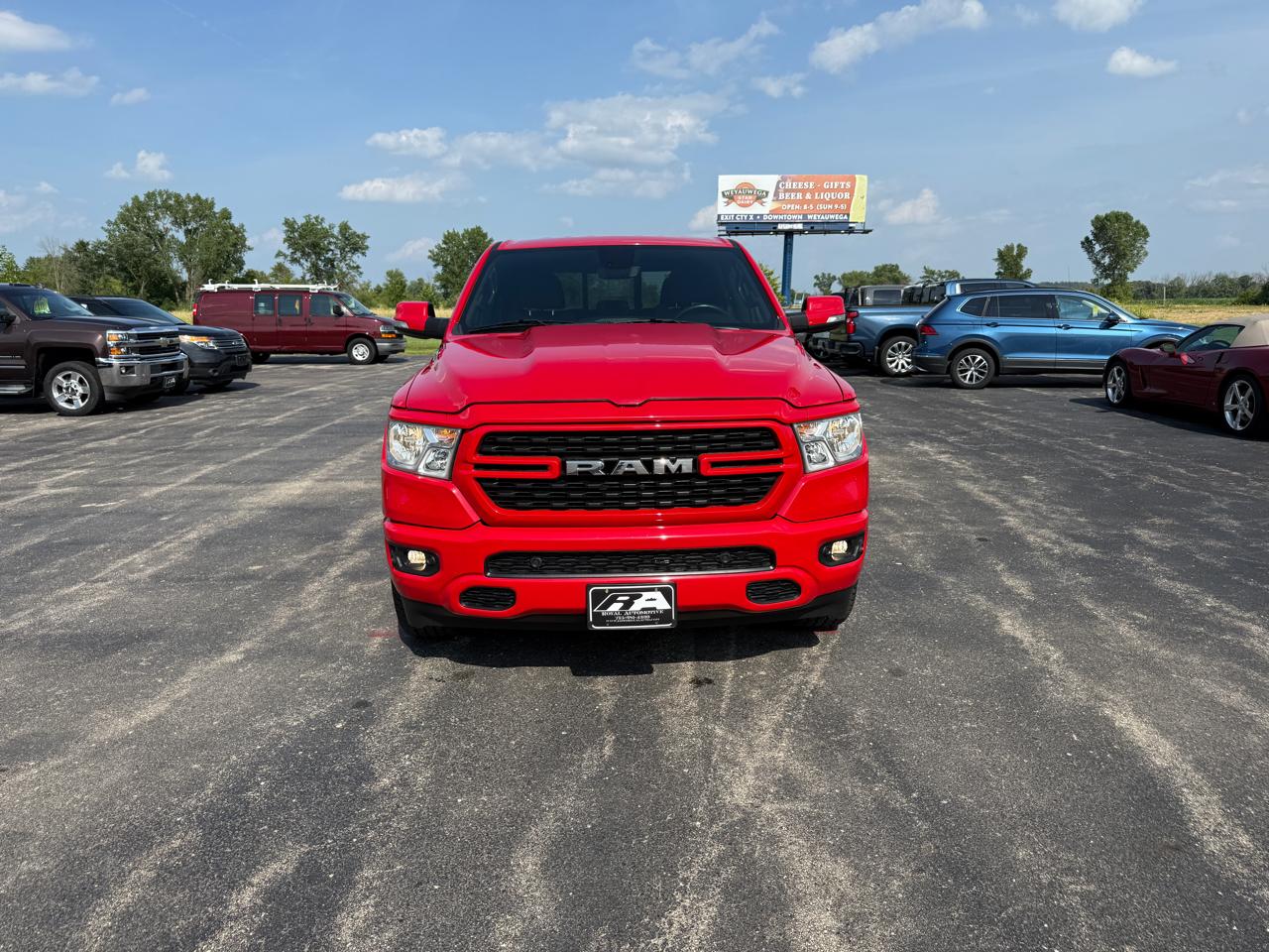 RAM 1500 Lone Star 4x4 Crew Cab 5'7" Box 2022