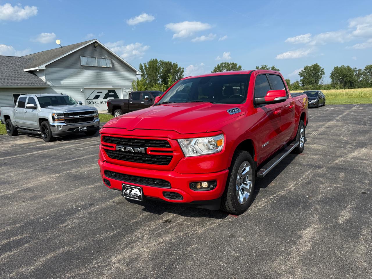 RAM 1500 Lone Star 4x4 Crew Cab 5'7" Box 2022
