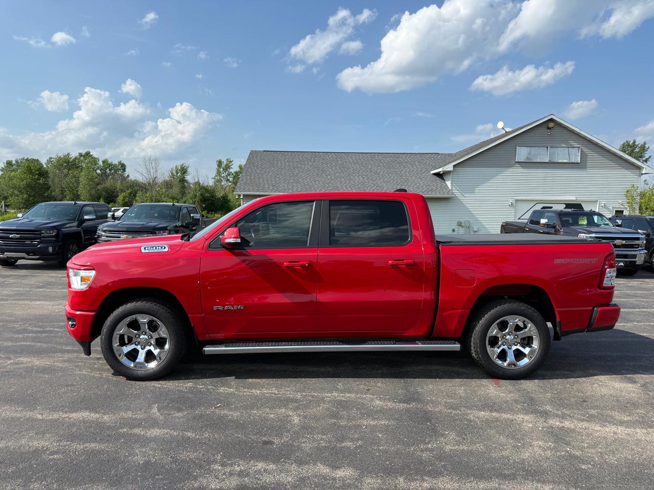 RAM 1500 Lone Star 4x4 Crew Cab 5'7" Box 2022