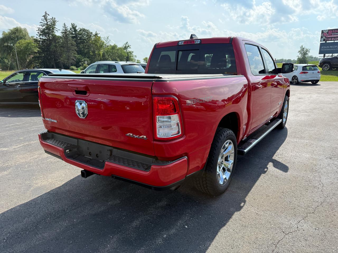 RAM 1500 Lone Star 4x4 Crew Cab 5'7" Box 2022