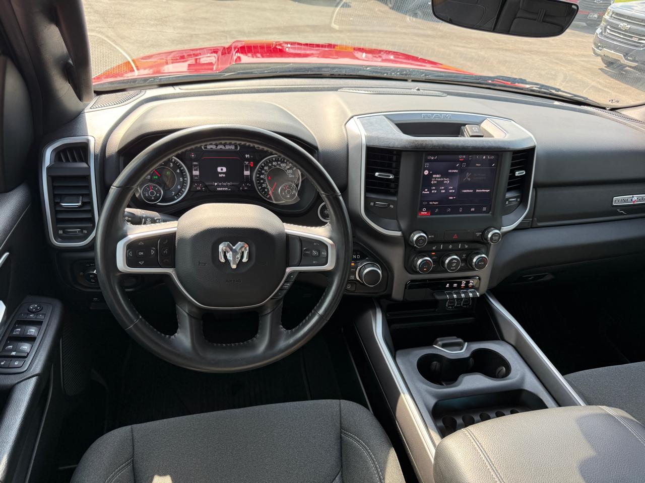 RAM 1500 Lone Star 4x4 Crew Cab 5'7" Box 2022