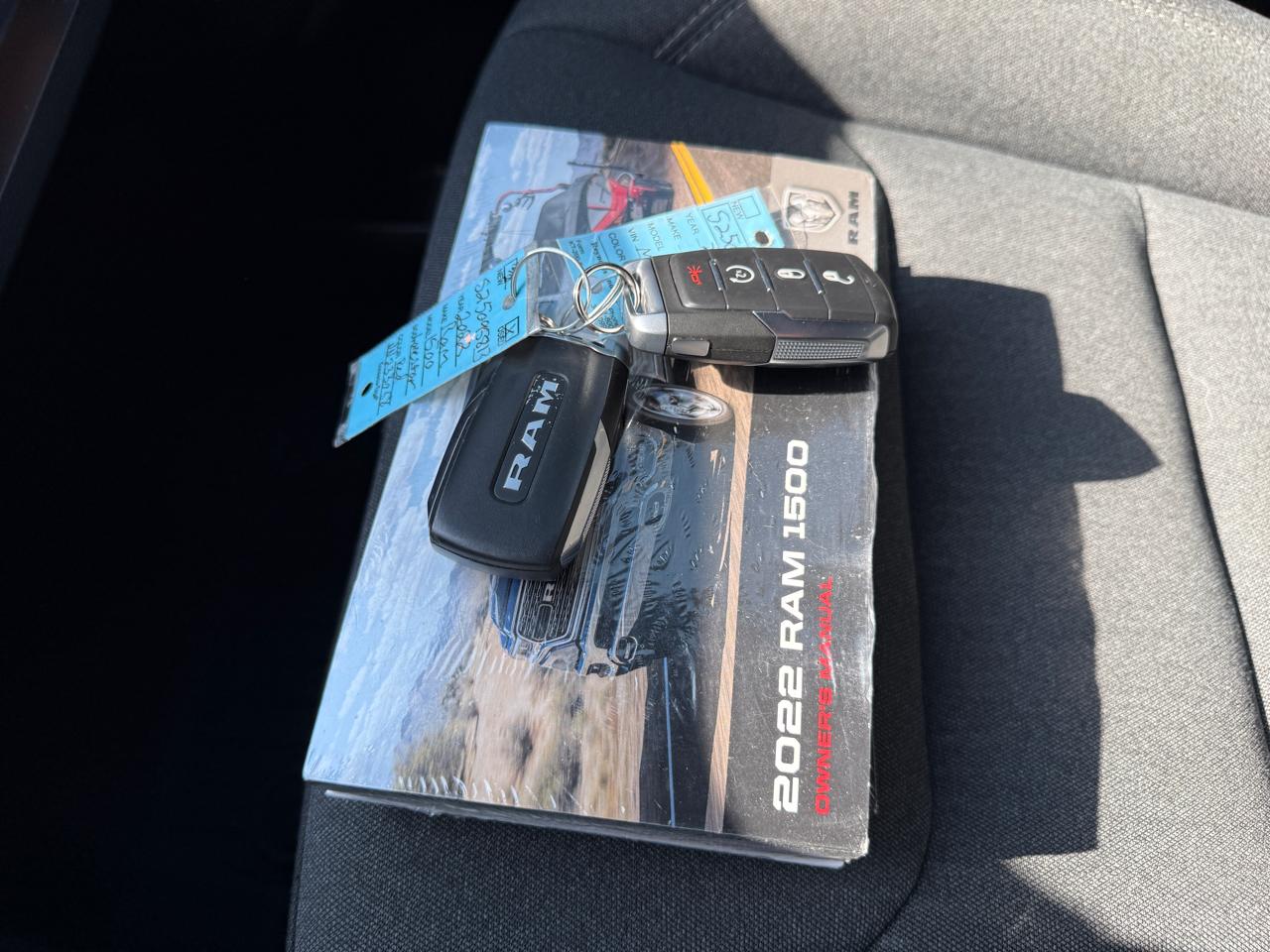 RAM 1500 Lone Star 4x4 Crew Cab 5'7" Box 2022