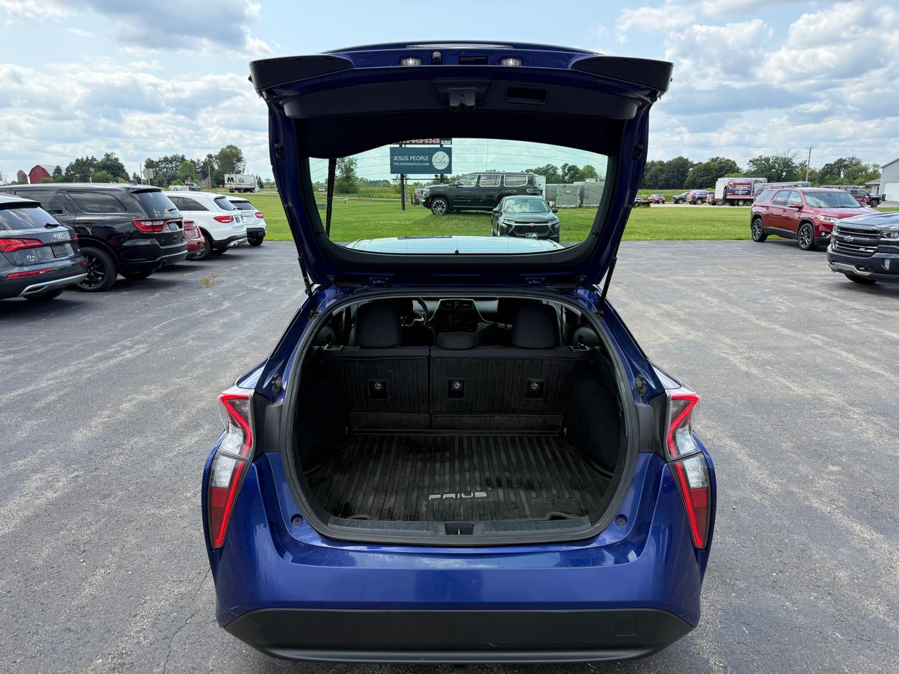 Toyota Prius Three Touring (Natl) 2017