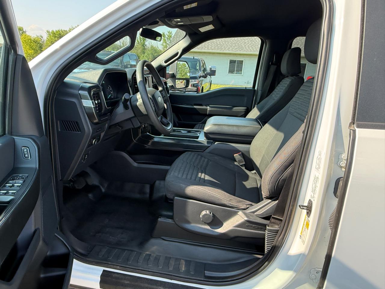Ford F-150 STX SuperCrew 4WD 2022