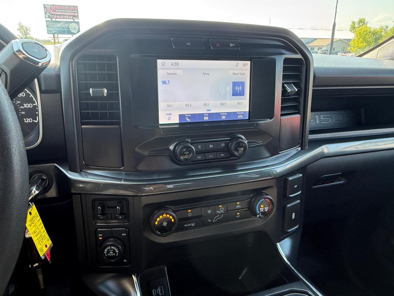 Ford F-150 STX SuperCrew 4WD 2022