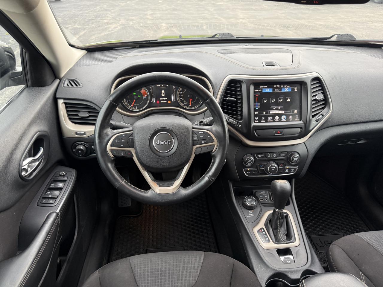 Jeep Cherokee 4WD 4dr Latitude 2016