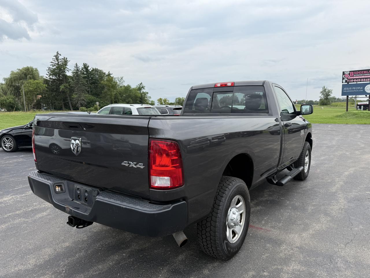 RAM 2500 Tradesman 4x4 Reg Cab 8' Box 2018
