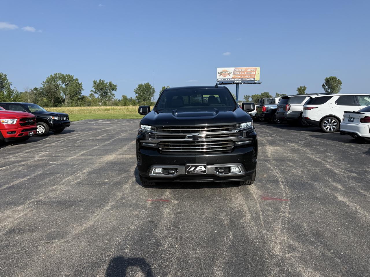 Chevrolet Silverado 1500 4WD Crew Cab 147" High Country 2019