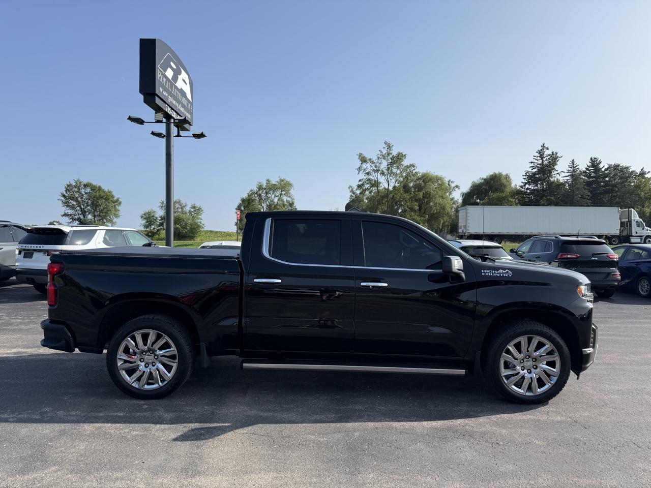 Chevrolet Silverado 1500 4WD Crew Cab 147" High Country 2019