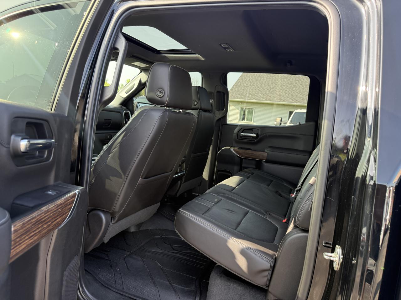 Chevrolet Silverado 1500 4WD Crew Cab 147" High Country 2019