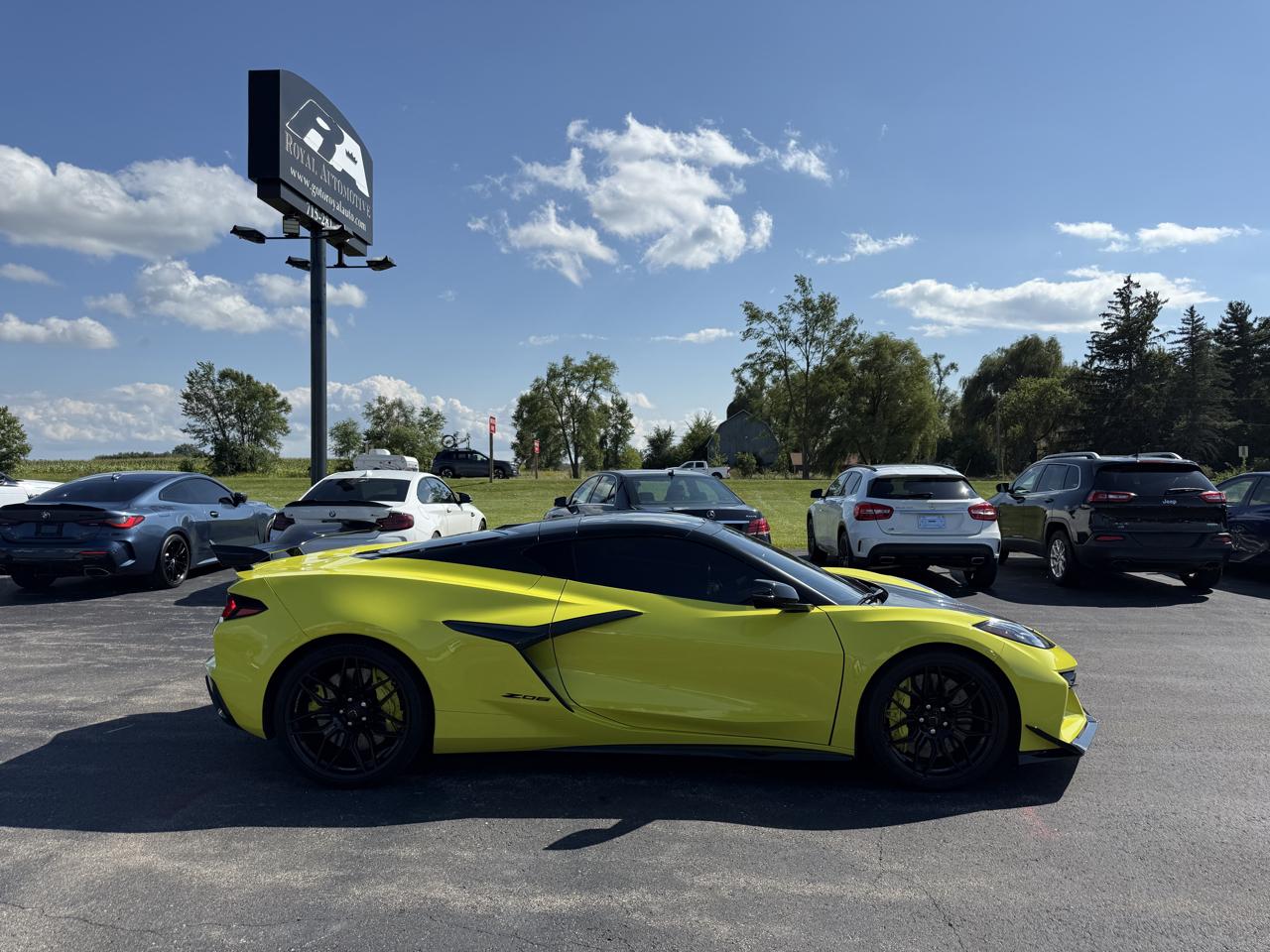 Chevrolet Corvette 2dr Z06 Cpe w/2LZ 2024