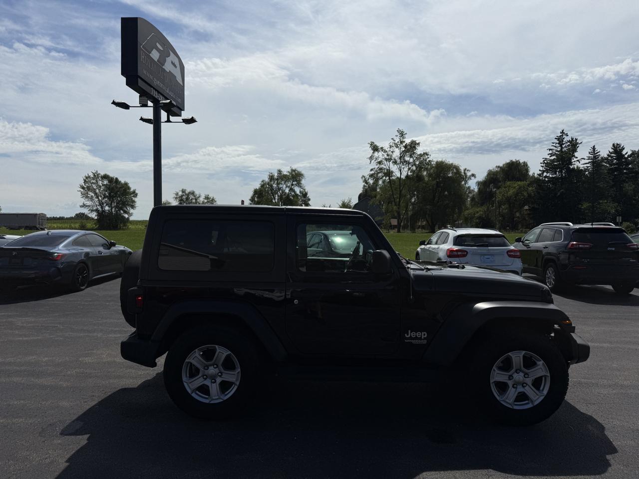 Jeep Wrangler Sport 4x4 2020
