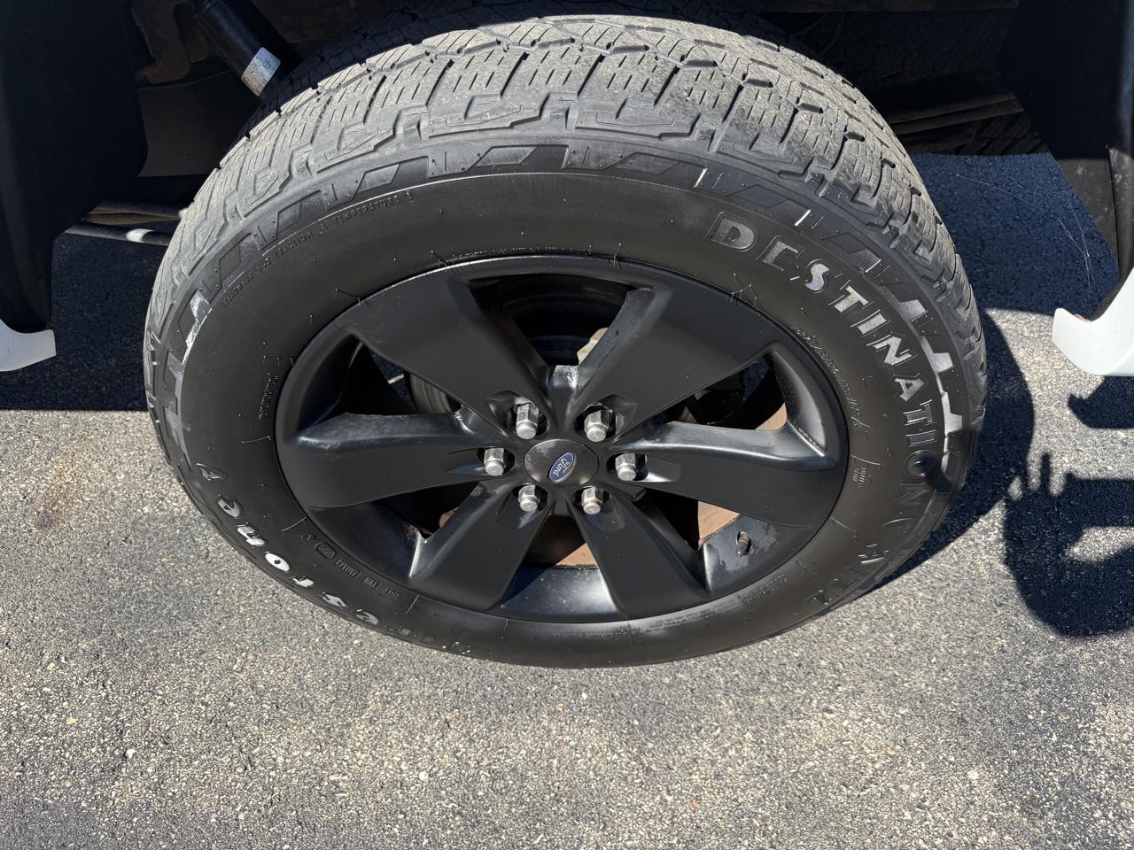 Ford F-150 4WD SuperCrew 145" Platinum 2014