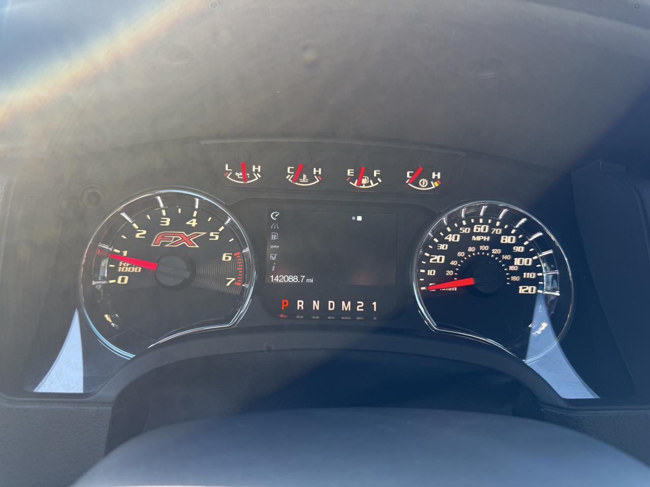 Ford F-150 4WD SuperCrew 145" Platinum 2014