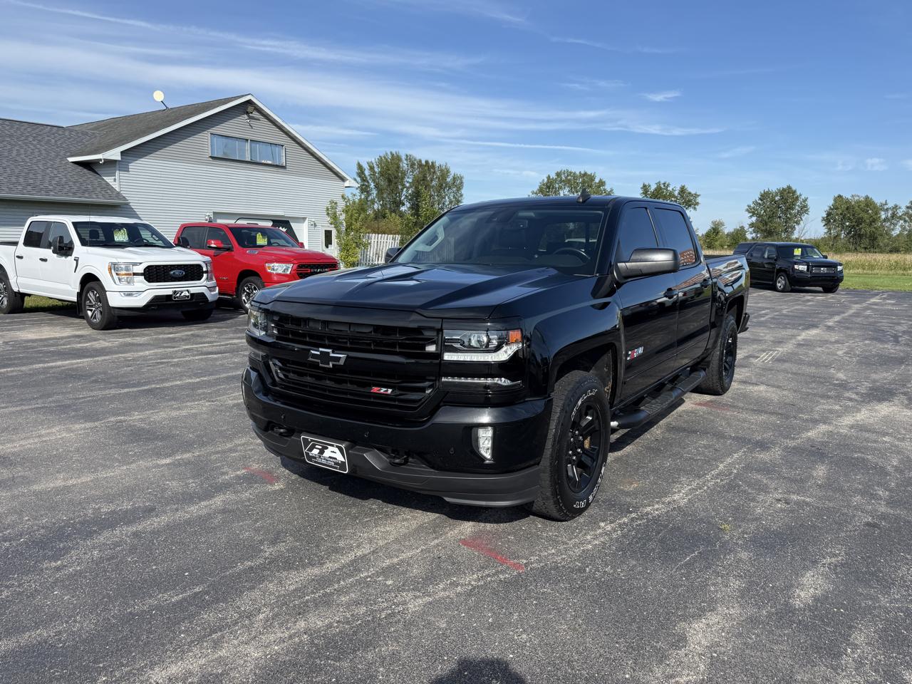 Chevrolet Silverado 1500 4WD Crew Cab 143.5" LTZ w/2LZ 2017