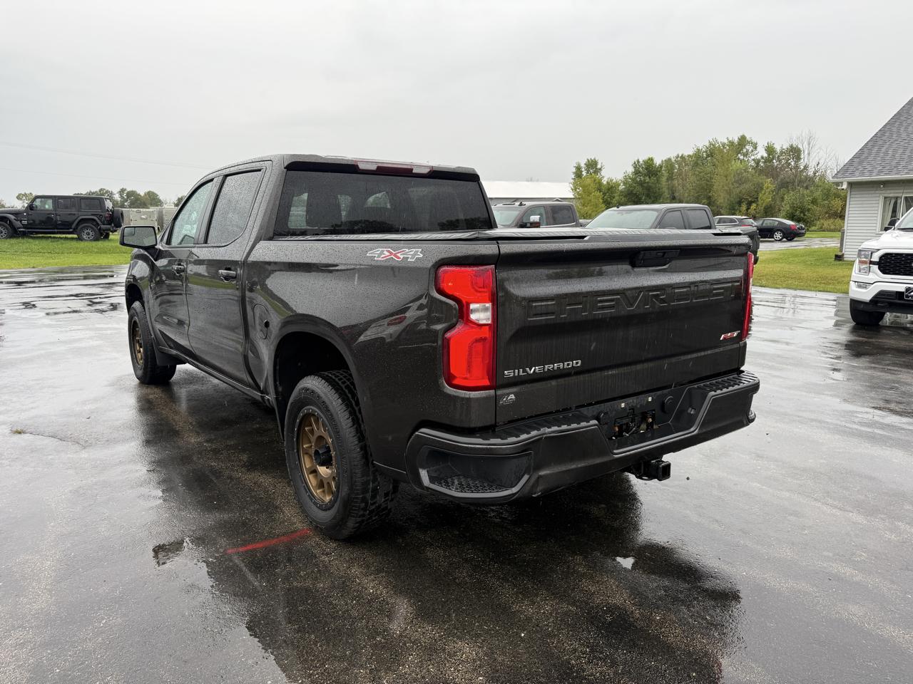 Chevrolet Silverado 1500 4WD Crew Cab 147" RST 2021