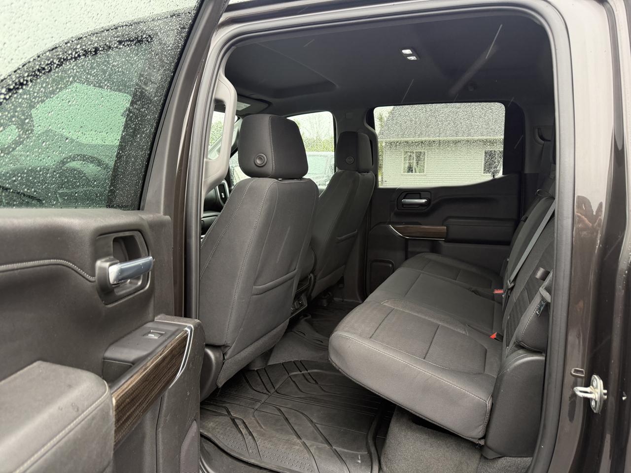 Chevrolet Silverado 1500 4WD Crew Cab 147" RST 2021