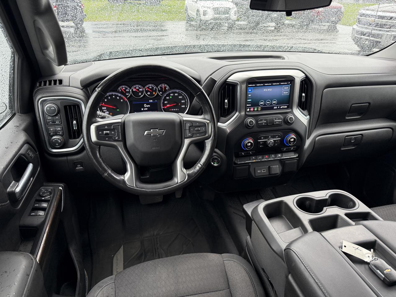 Chevrolet Silverado 1500 4WD Crew Cab 147" RST 2021