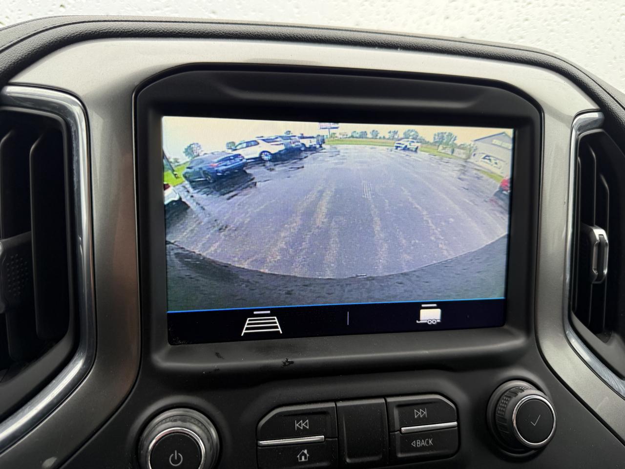 Chevrolet Silverado 1500 4WD Crew Cab 147" RST 2021