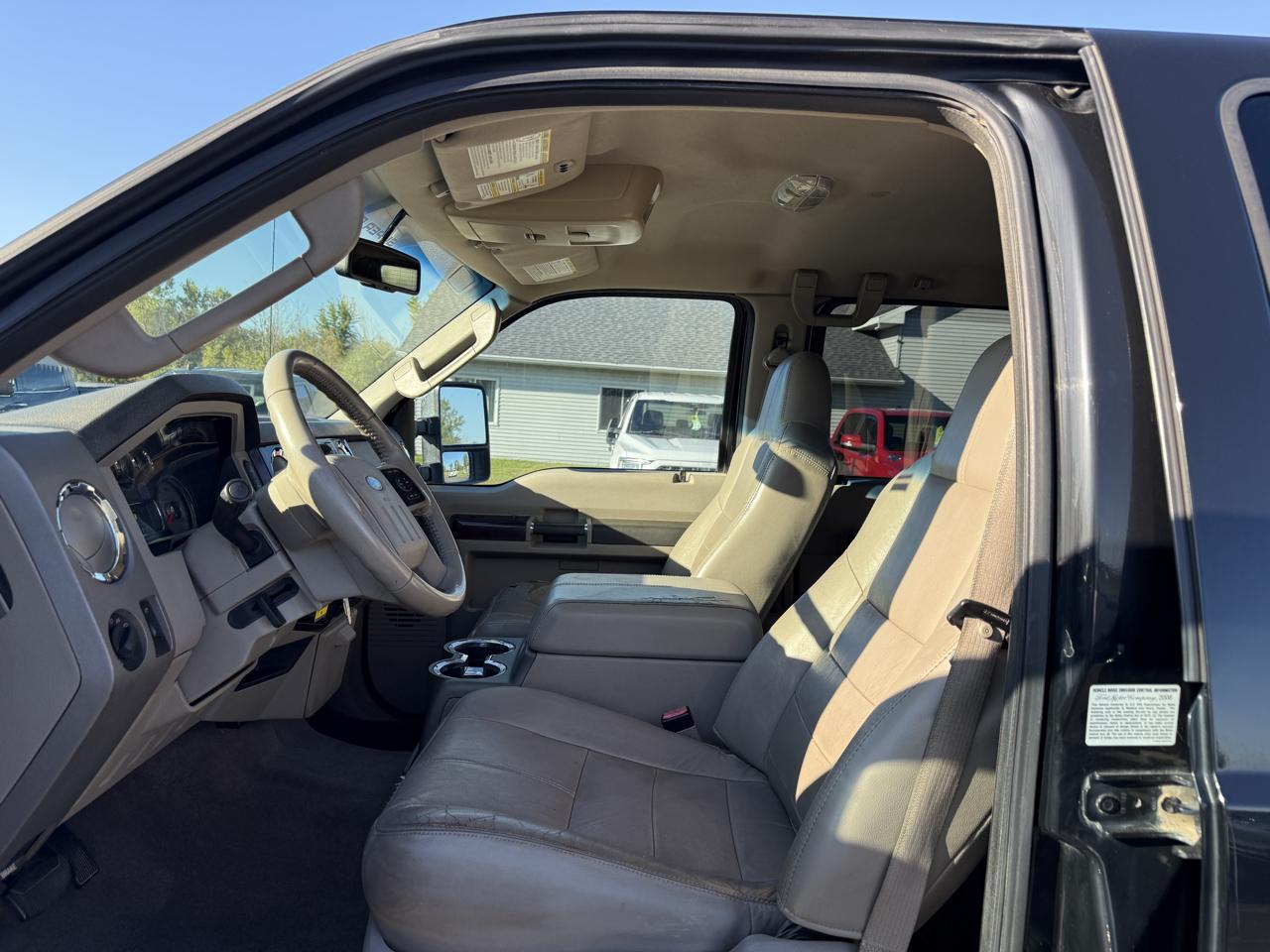 Ford Super Duty F-350 SRW Lariat 4WD Crew Cab 6.75' Box 2009