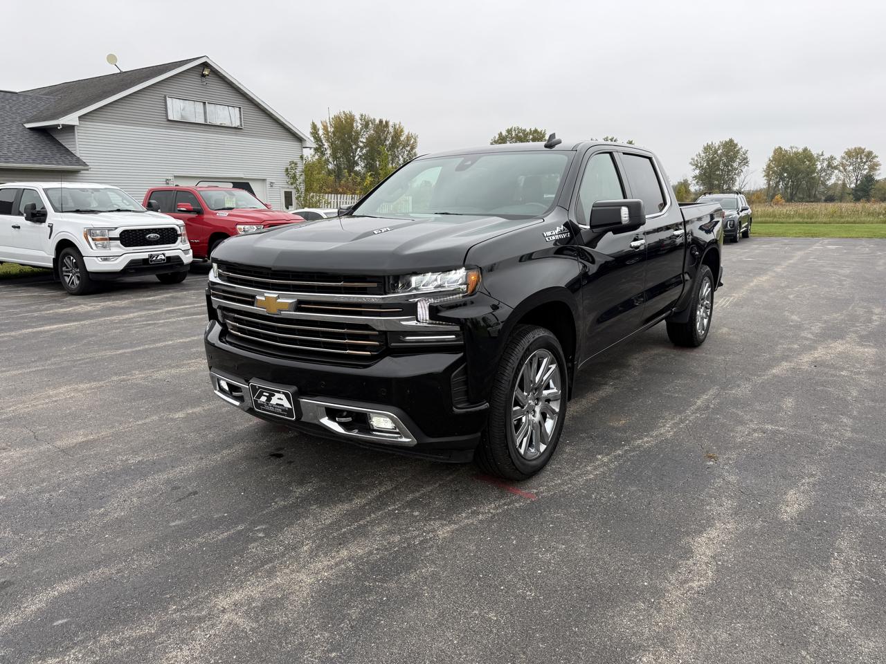Chevrolet Silverado 1500 4WD Crew Cab 147" High Country 2019