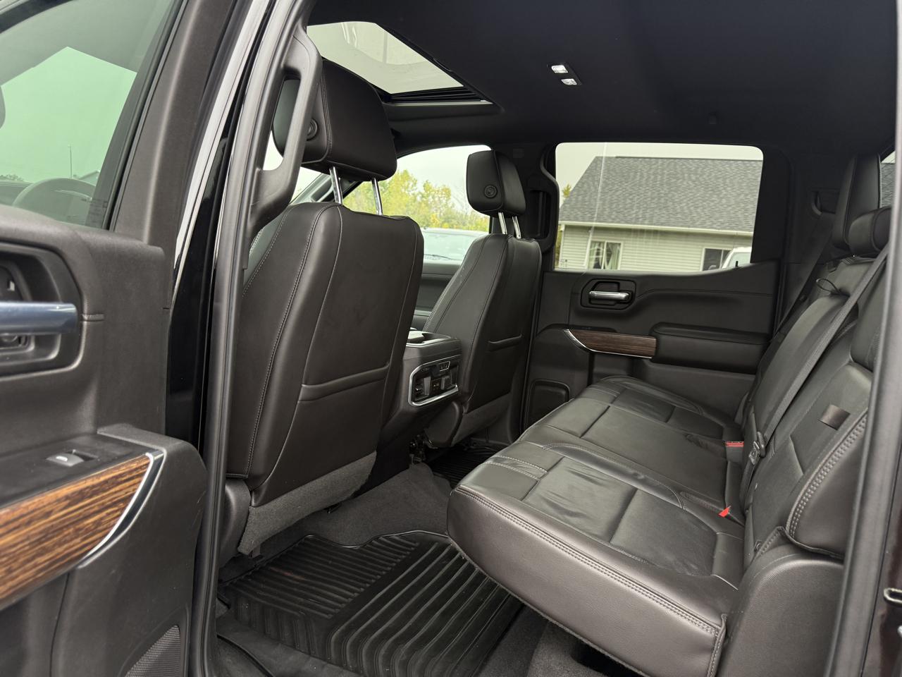 Chevrolet Silverado 1500 4WD Crew Cab 147" High Country 2019