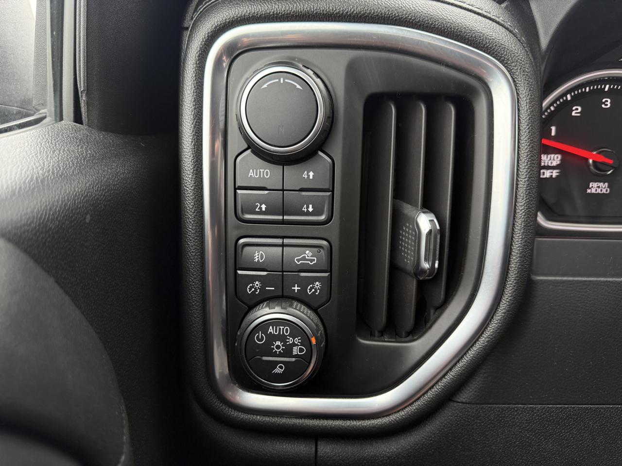 Chevrolet Silverado 1500 4WD Crew Cab 147" High Country 2019