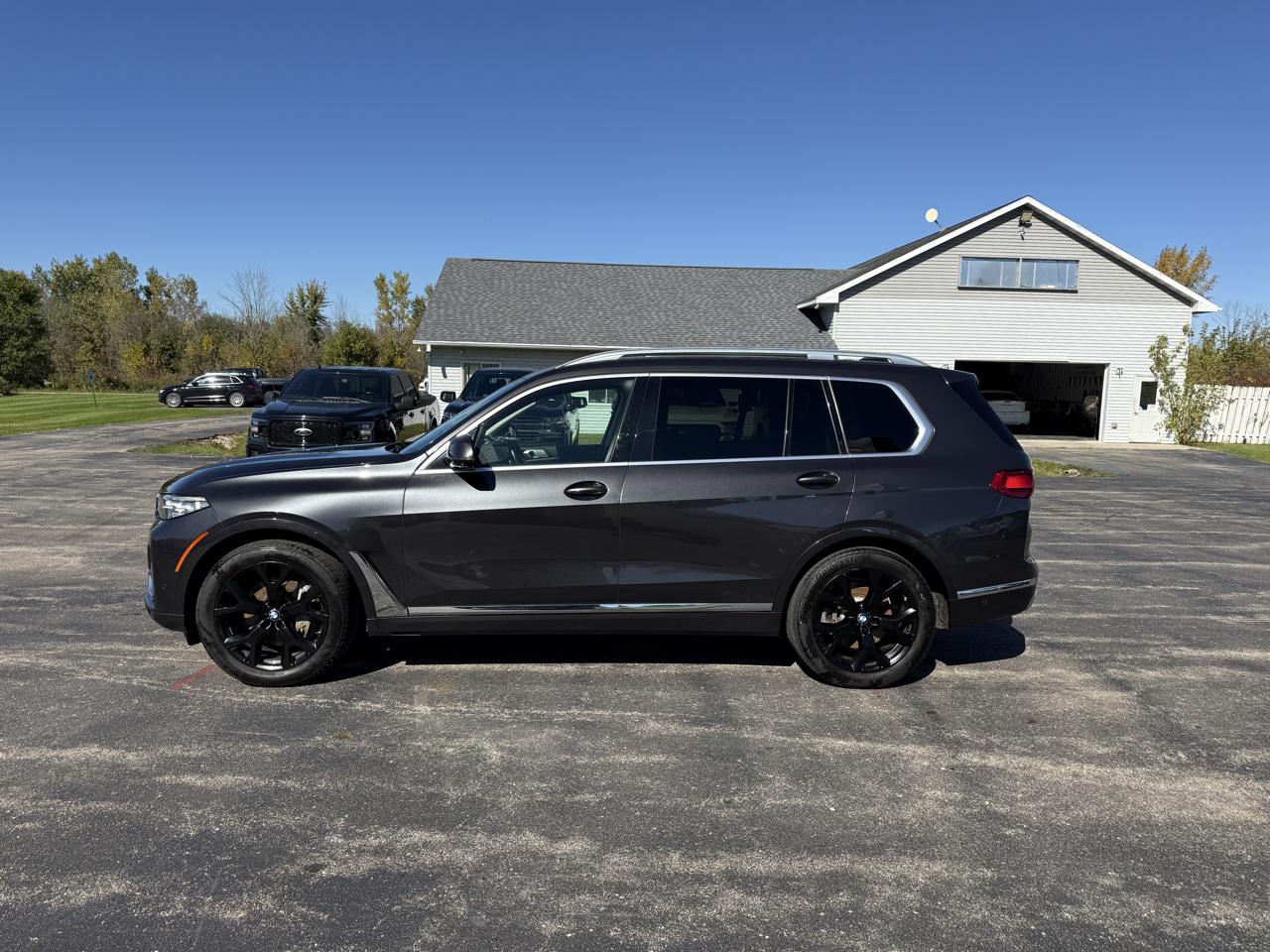 BMW X7 xDrive50i Sports Activity Vehicle 2019