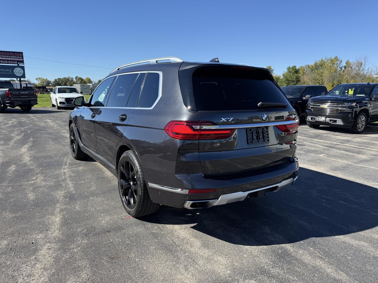 BMW X7 xDrive50i Sports Activity Vehicle 2019