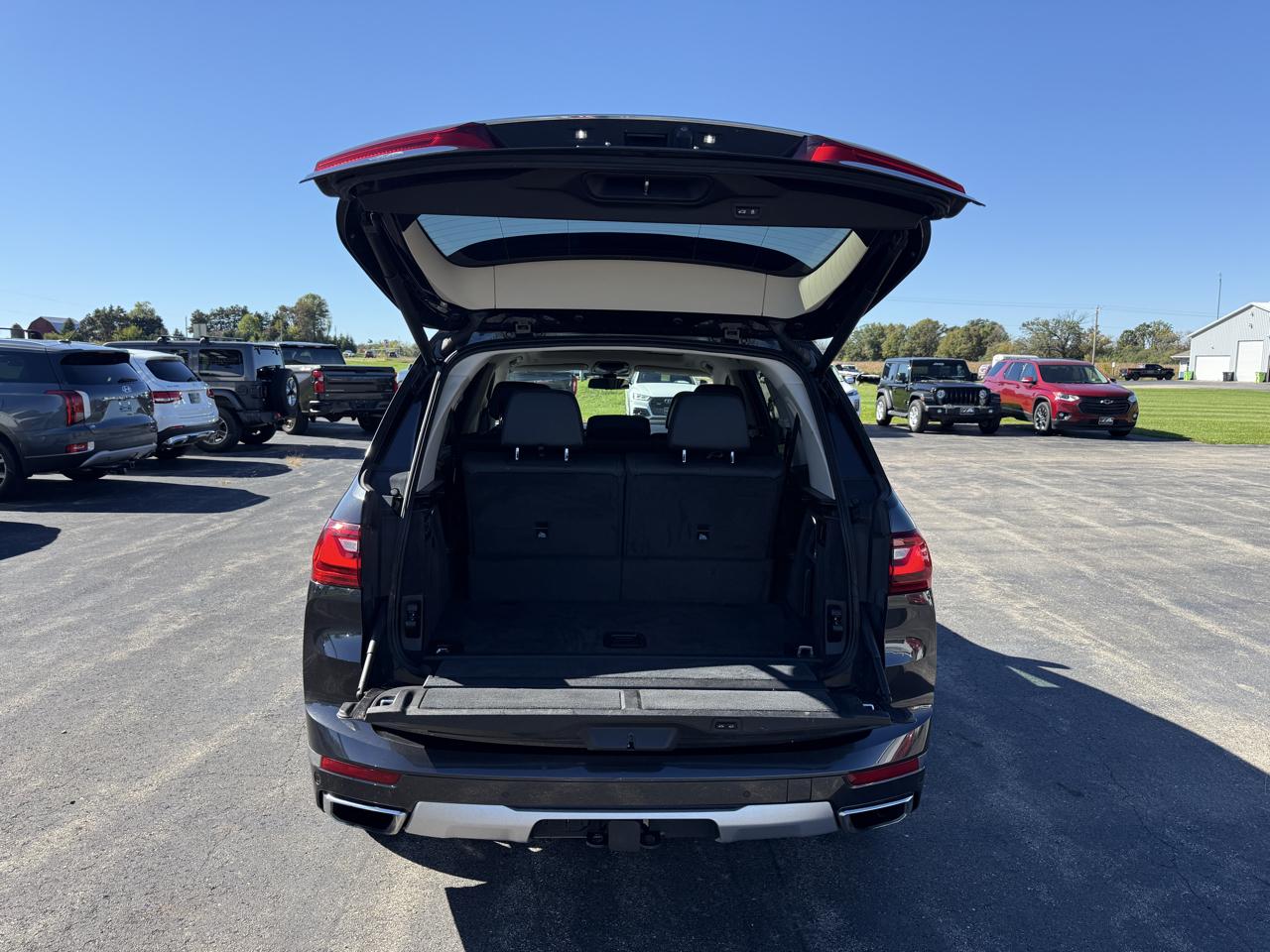 BMW X7 xDrive50i Sports Activity Vehicle 2019