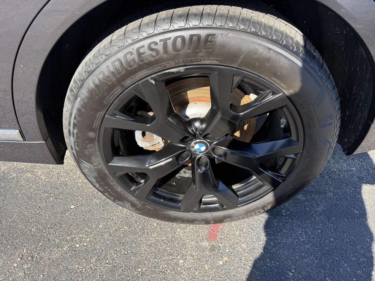 BMW X7 xDrive50i Sports Activity Vehicle 2019