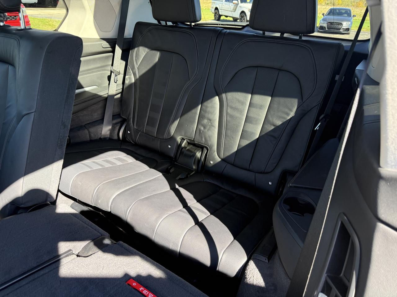 BMW X7 xDrive50i Sports Activity Vehicle 2019