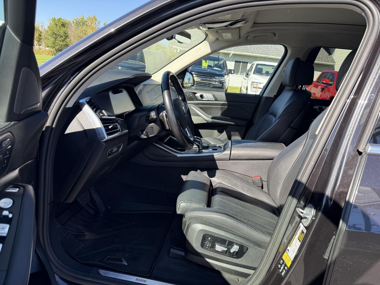 BMW X7 xDrive50i Sports Activity Vehicle 2019
