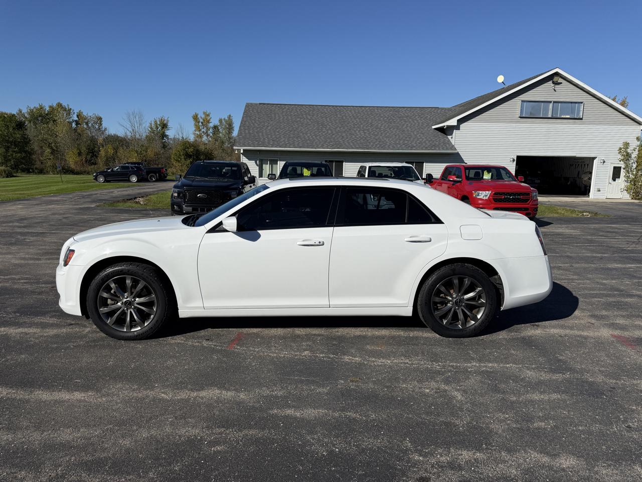 Chrysler 300 4dr Sdn 300S AWD 2014